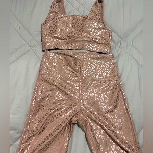 mono b women’s tight set. Pant and top. Size 12.